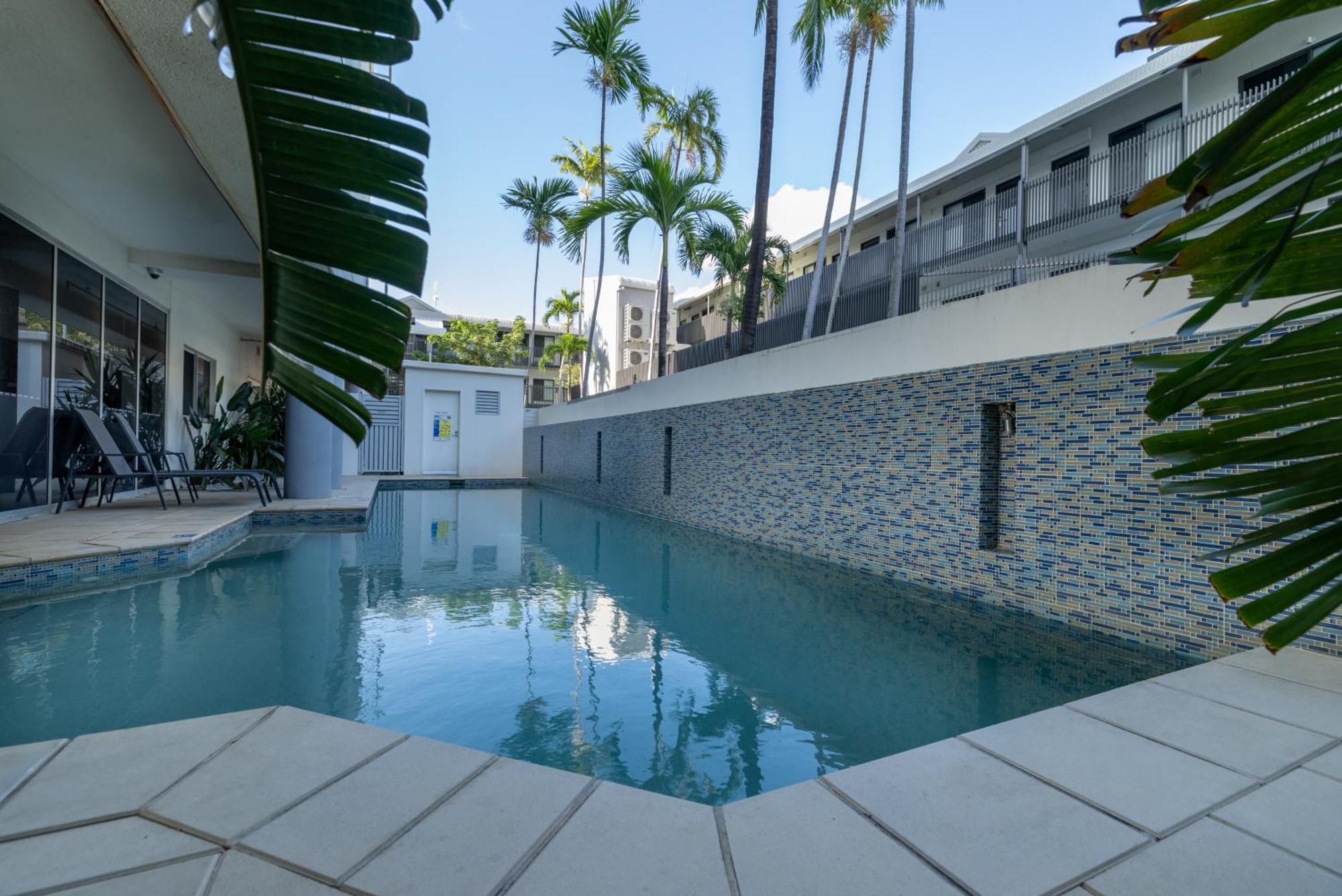 Oaks Townsville Metropole Hotel Exterior foto