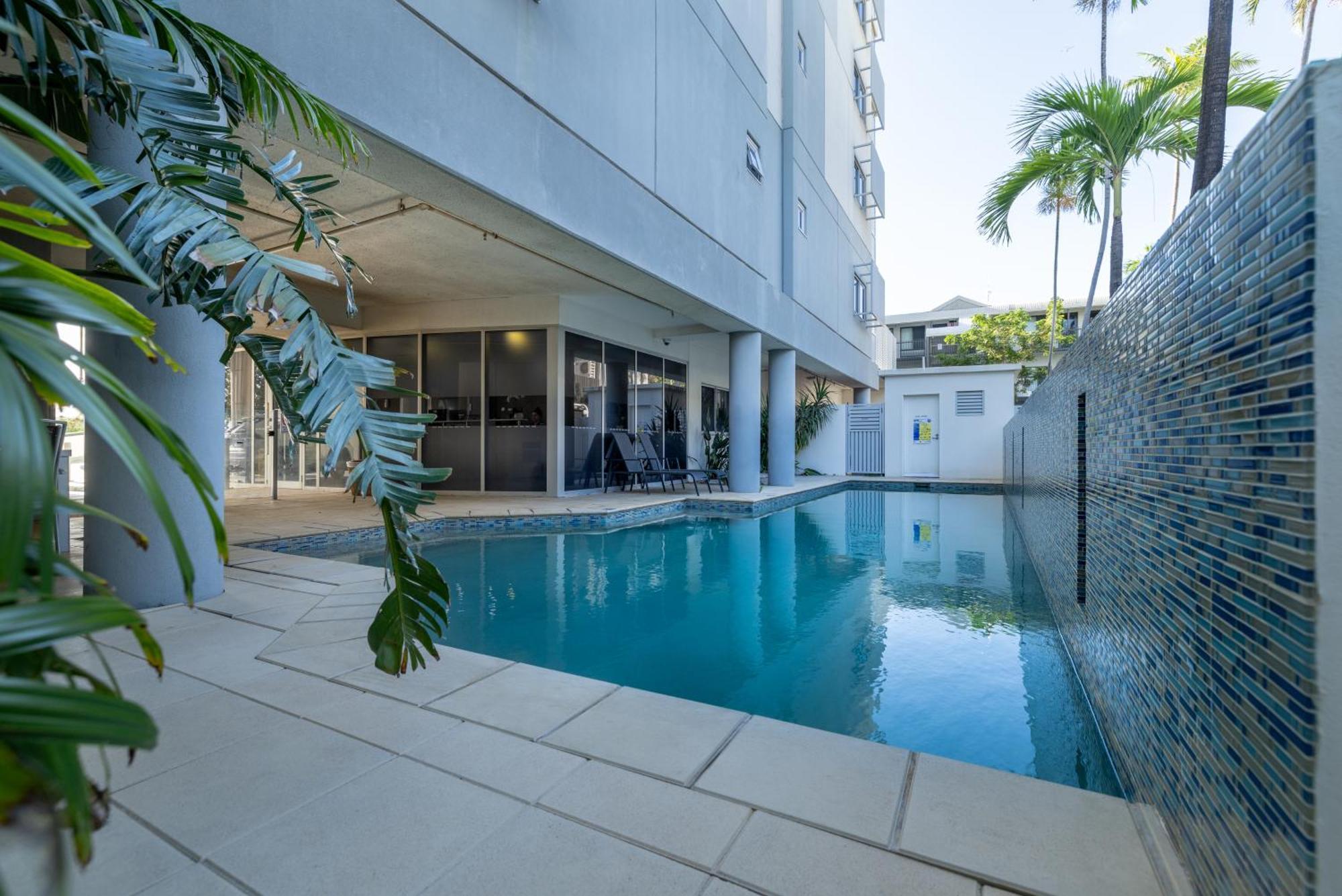 Oaks Townsville Metropole Hotel Exterior foto